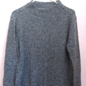 NWOT Sweater Grey Stripes Soft